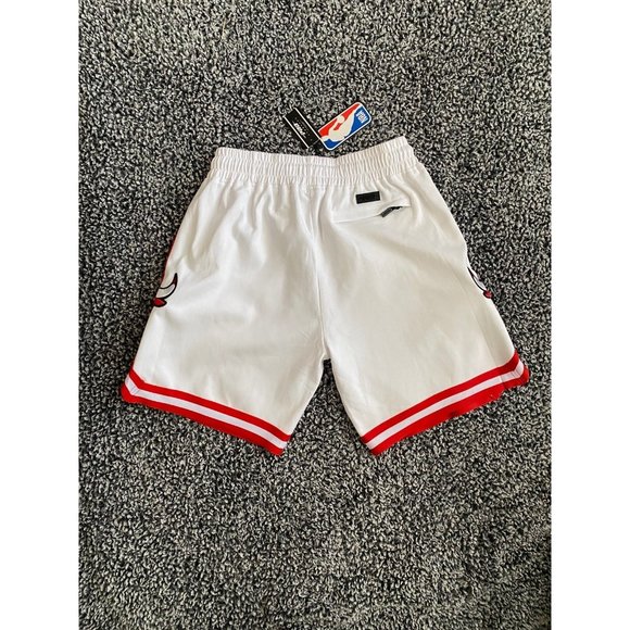 Men’s NBA Chicago Bulls Pro Team Shorts - Picture 4 of 5